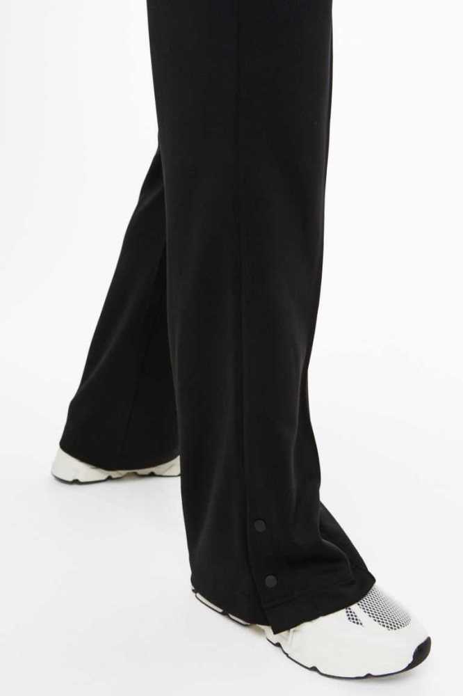 H&M DryMove Flared trousers Sportbekleidung Damen Schwarz | 2580-GRTKZ