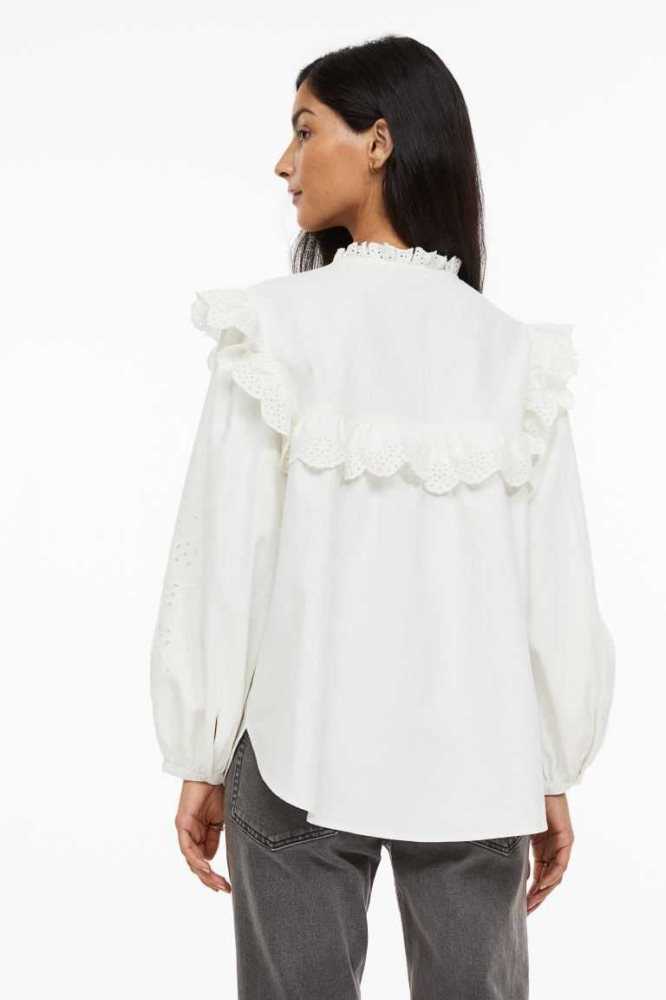 H&M Ruffle-trimmedEyelet Embroidery Bluse Damen Weiß | 0732-RMSQB